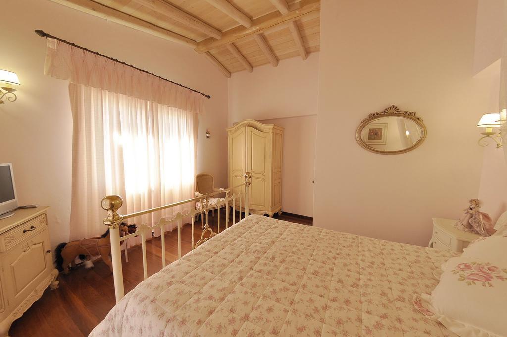 Villa Romantica Perama  Pokoj fotografie