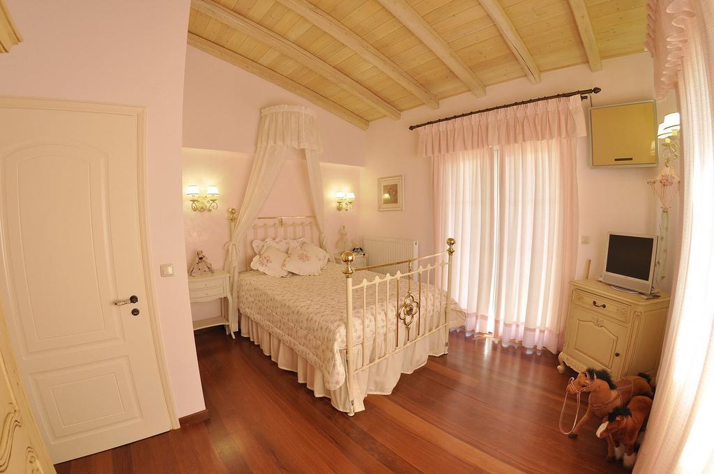 Villa Romantica Perama  Pokoj fotografie