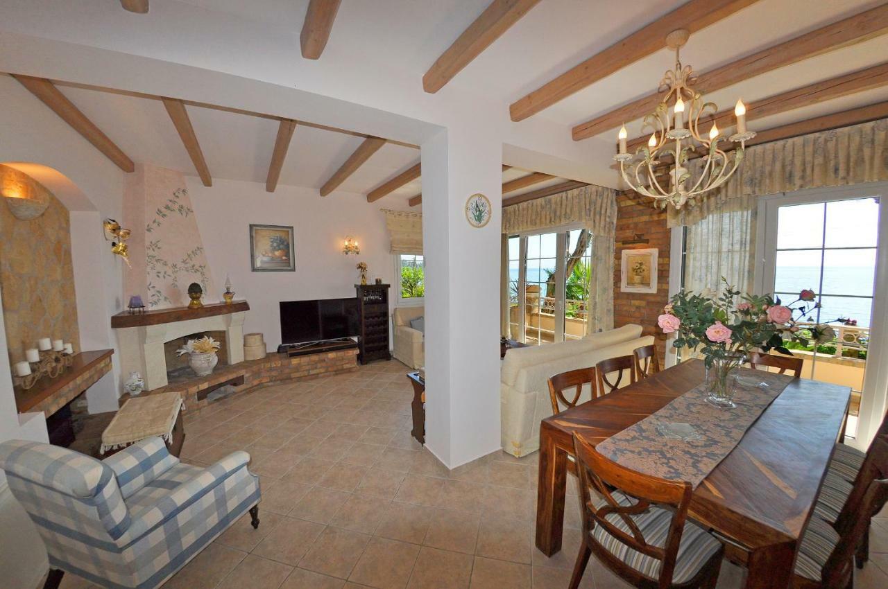 Villa Romantica Perama  Exteriér fotografie